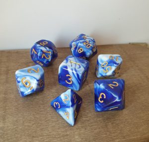 Minton's Willow blue and white marble effect polyhedral dungeons and dragons dice set